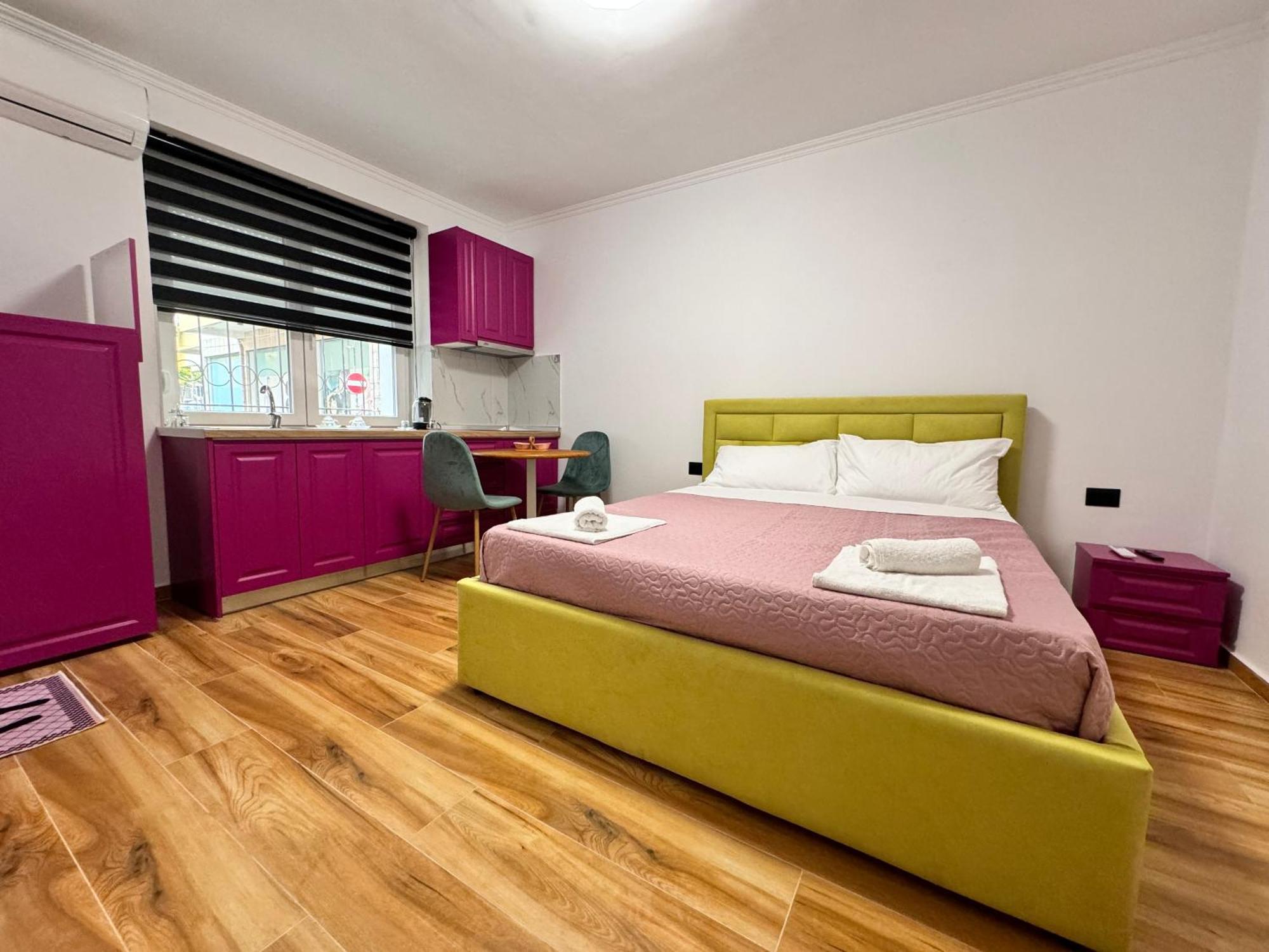Keli'S Apartments Тирана Экстерьер фото